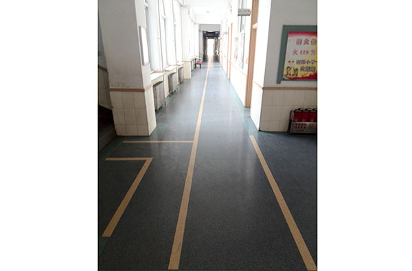 鞍山钢都小学地胶